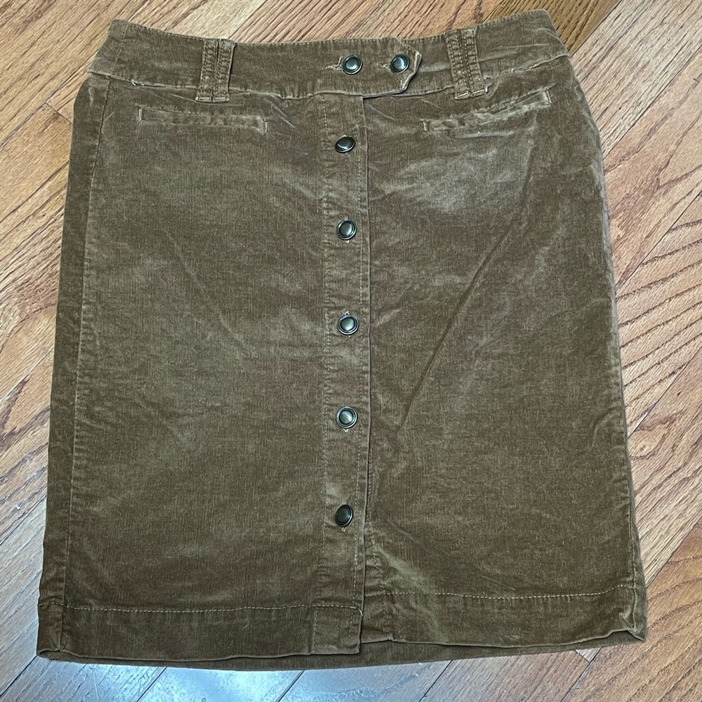 Pappagallo Women’s Brown Corduroy Button Up Knee Length Skirt Size 8